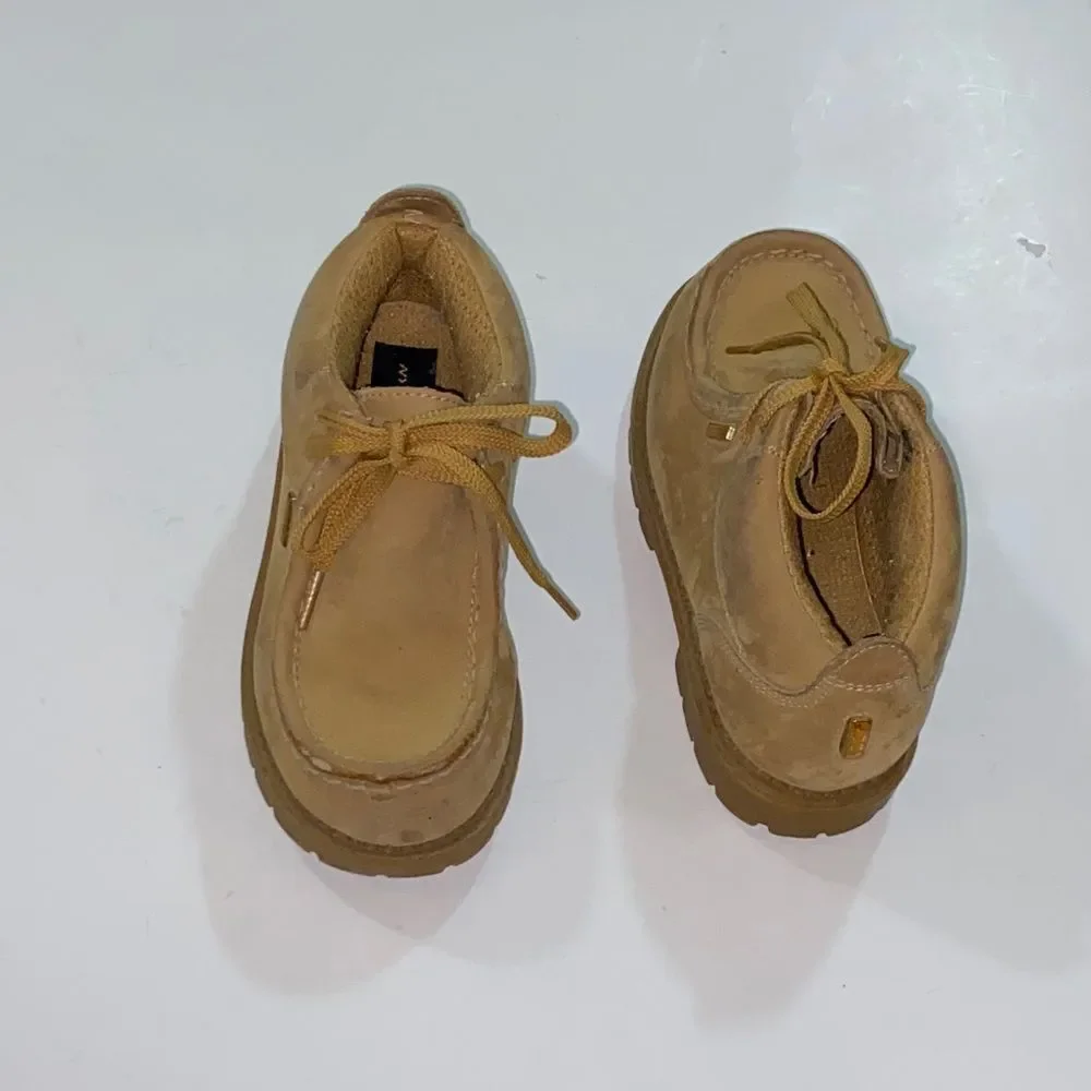 Tan Moccasin Shoes with Classic Design Kids Size 10C